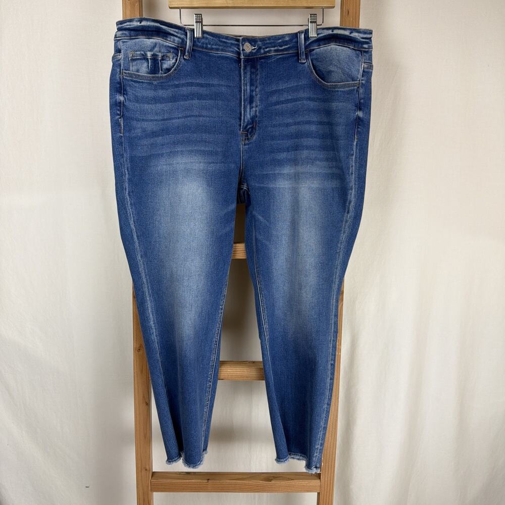 NWT Flying Monkey Vervet "Amber" Mid Rise Cropped Skinny Jeans #0887 Size 22